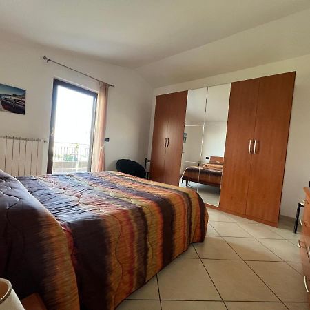 Апартаменти Casa Meraviglia Монтезільвано Екстер'єр фото