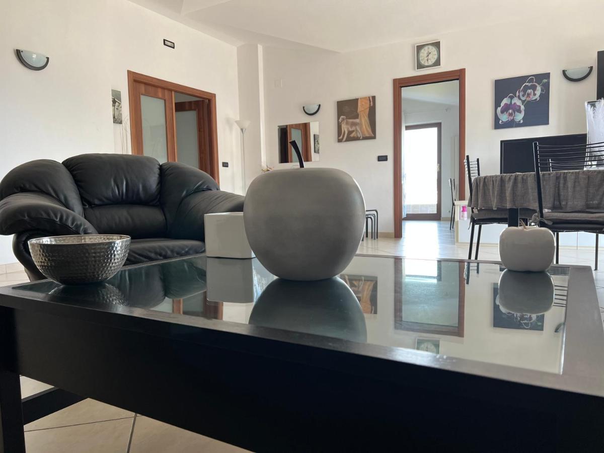 Апартаменти Casa Meraviglia Монтезільвано Екстер'єр фото